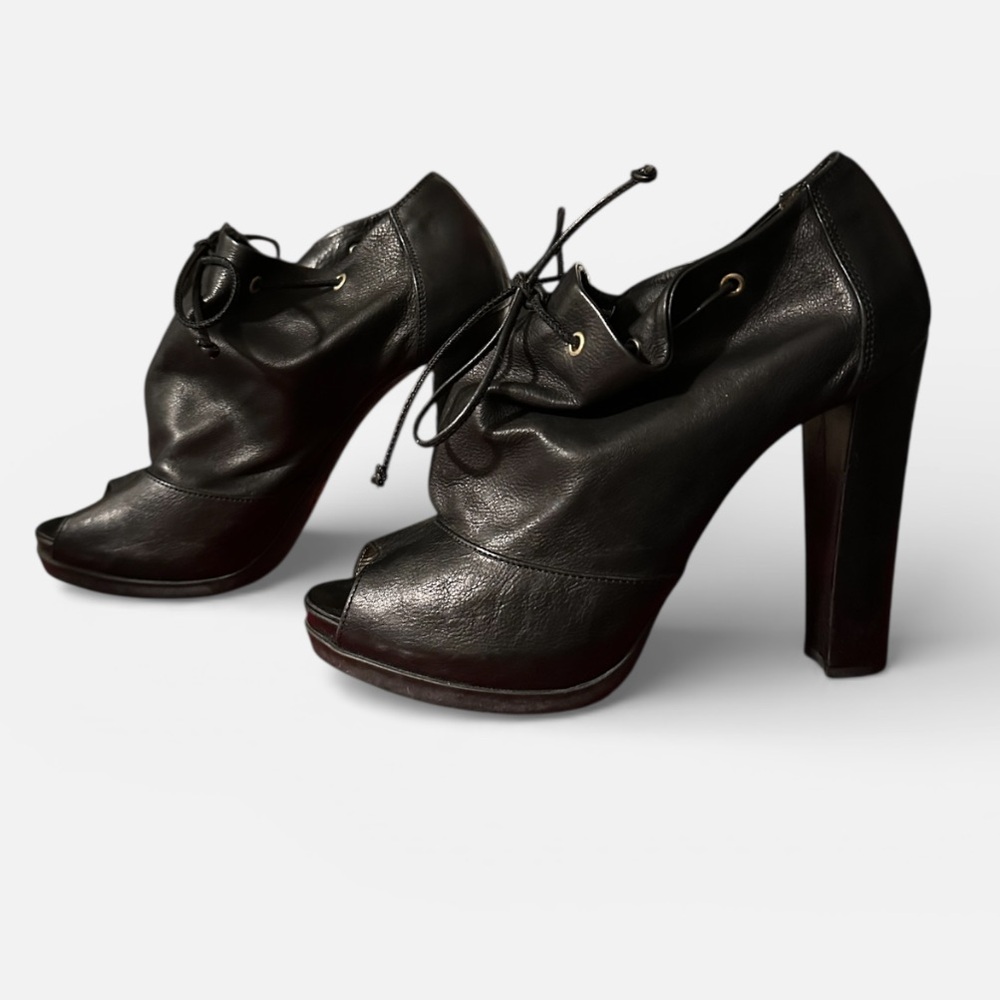 Fendi peep toe platform heels black